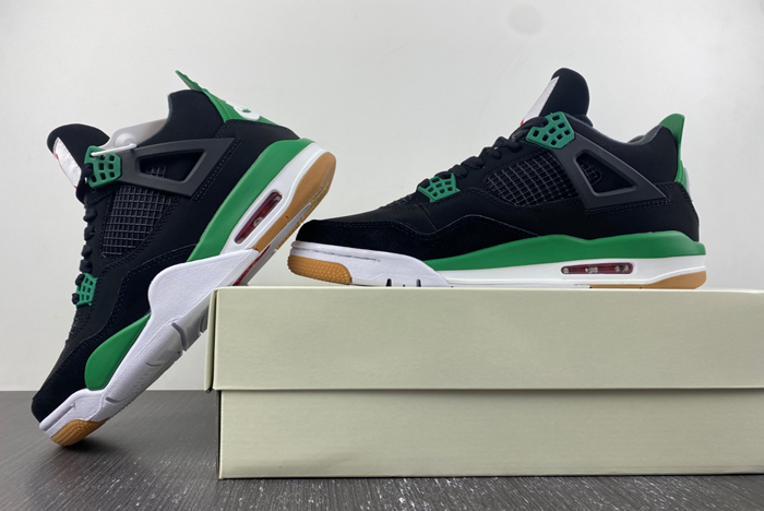 nike sb x air jordan 4  dr5415-030