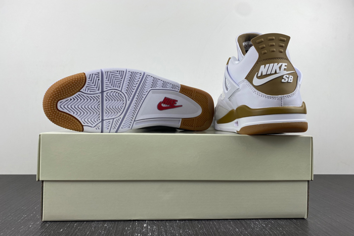 nike sb x air jordan 4  dr5415-120