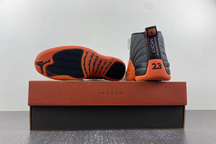 air jordan 12 wmns “brilliant orange”