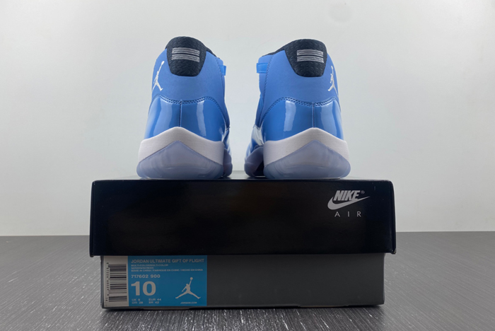 air jordan 11 "pantone 717602-900
