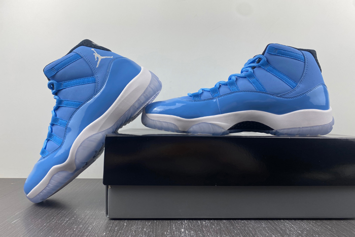 air jordan 11 "pantone 717602-900