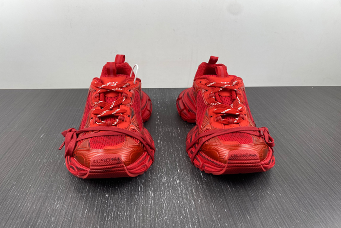 Ba*len*cia*ga -runner 637403 w3rb1 6050