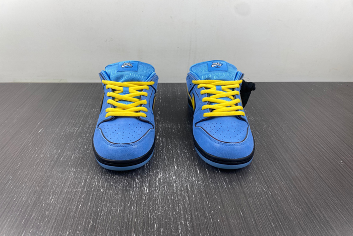 the powerpuff girls x nike sb dunk low “bubbles” fz8320 400
