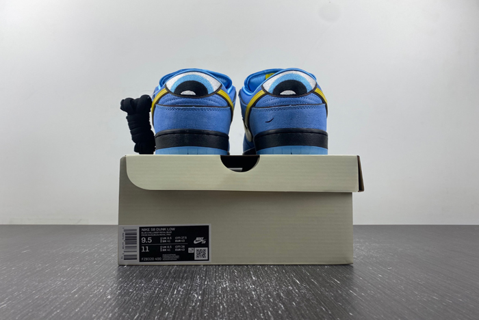 the powerpuff girls x nike sb dunk low “bubbles” fz8320 400