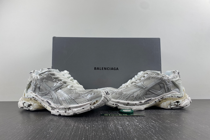 Ba*len*cia*ga  656065-w3ra9-9001