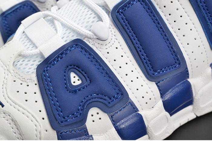 nike air more uptempo "knicks" white/deep royal blue womens 415082-103