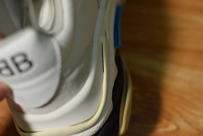 Ba*len*cia*ga triple s white suede  500597 w0971 9000