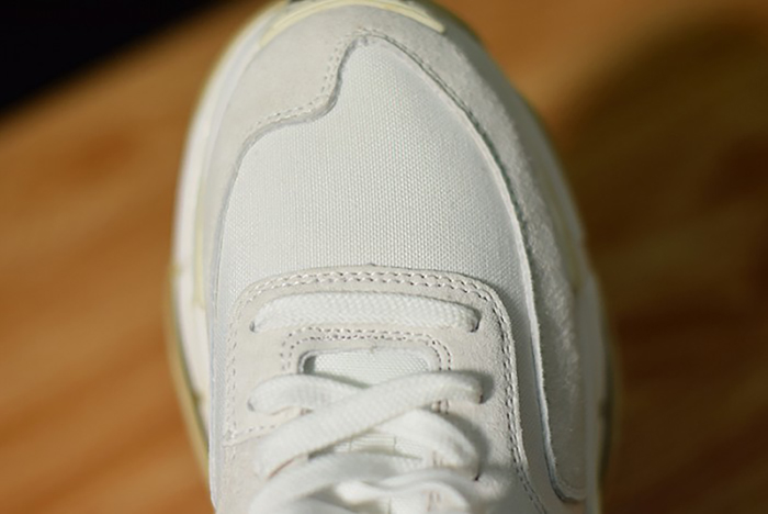 Ba*len*cia*ga triple s white suede  500597 w0971 9000