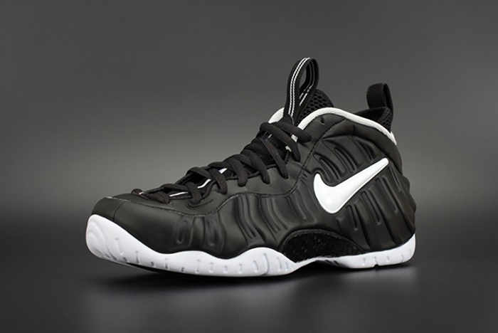 nike air foamposite pro "dr. doom" black/white 624041-006
