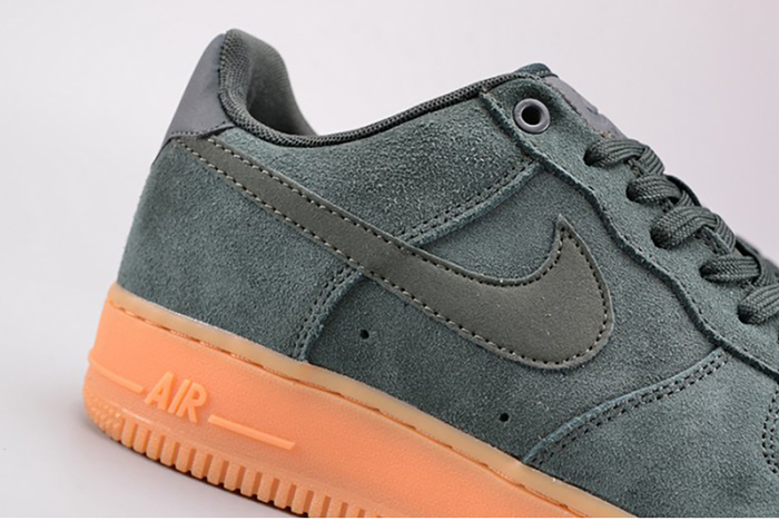nike air force 1 ´07 lv8 suede  outdoor green brand mens aa1117-300