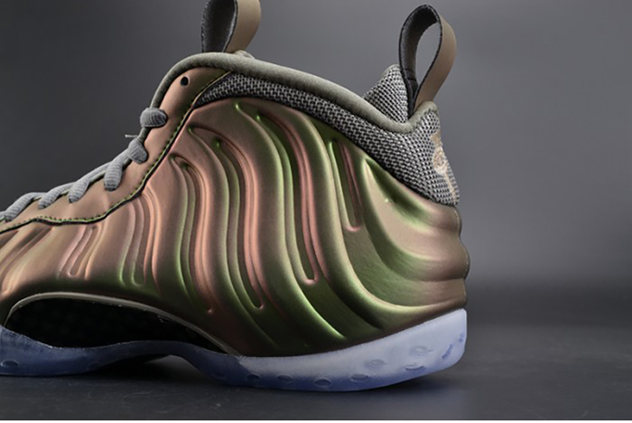 nike air foamposite one "shine"  dark stucco/ black  aa3963-001