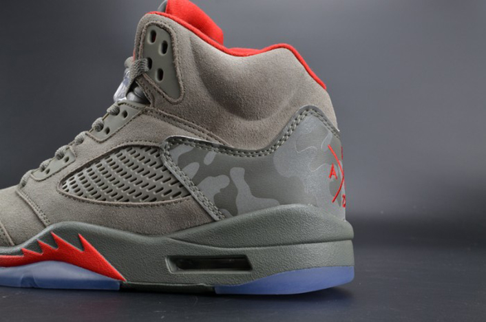 bape x air jordan 5 trophy room"camo" university red mens 136027-051