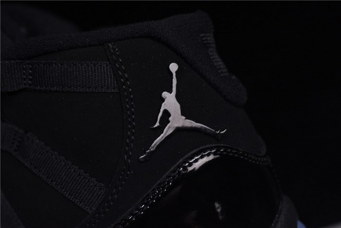 air jordan 11 "cap and gown" black  378037-005