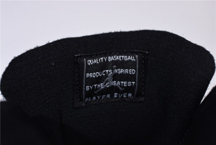 air jordan 11 "cap and gown" black  378037-005