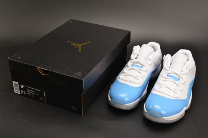 air jordan 11 retro low "carolina 2017 release" mens 528895-106
