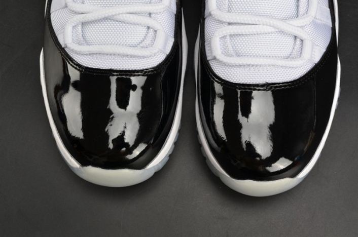 air jordan 11 retro low "concord" black/ white  mens 528895-153