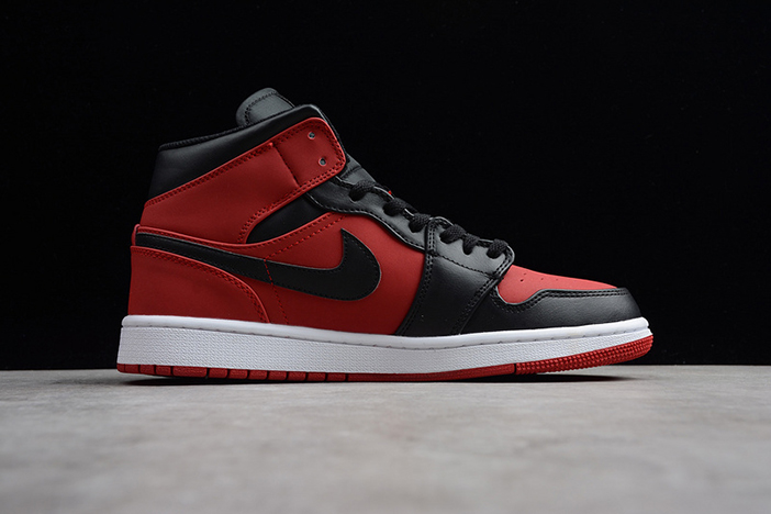 air jordan 1 mid gym red black 554724-610