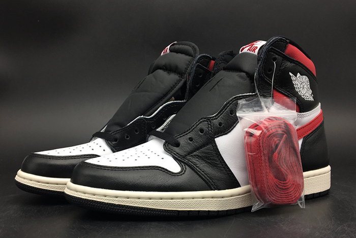 air jordan 1 black white gym red 555088-061